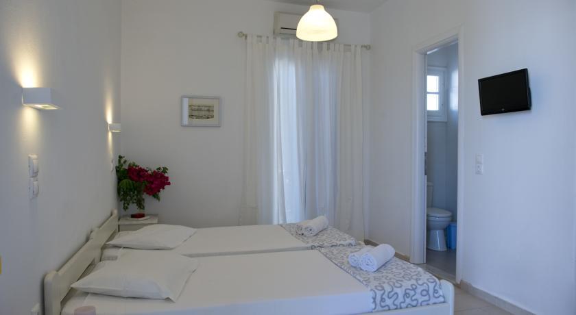 Megas Rooms 투를로스 객실 사진